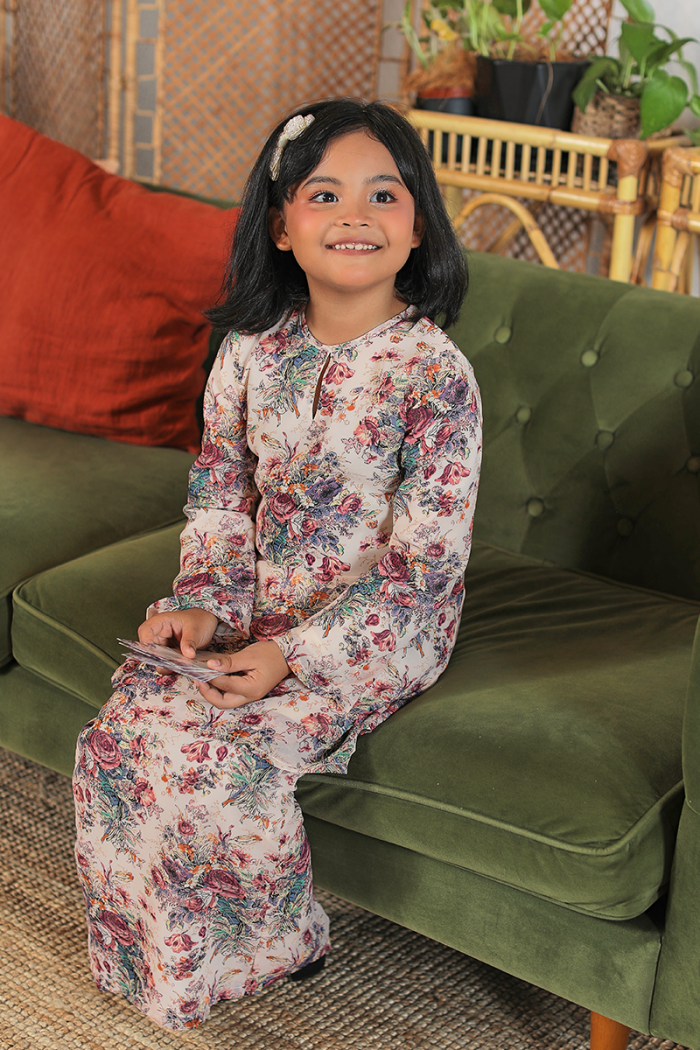 KURUNG FLOURISH - MARIA KID IN CREAM PINK