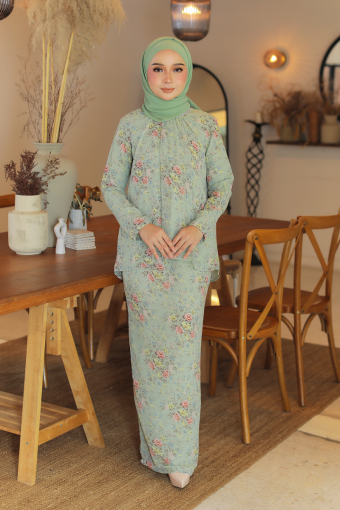 KURUNG EMBRACE - IVORY IN SAGE GREEN