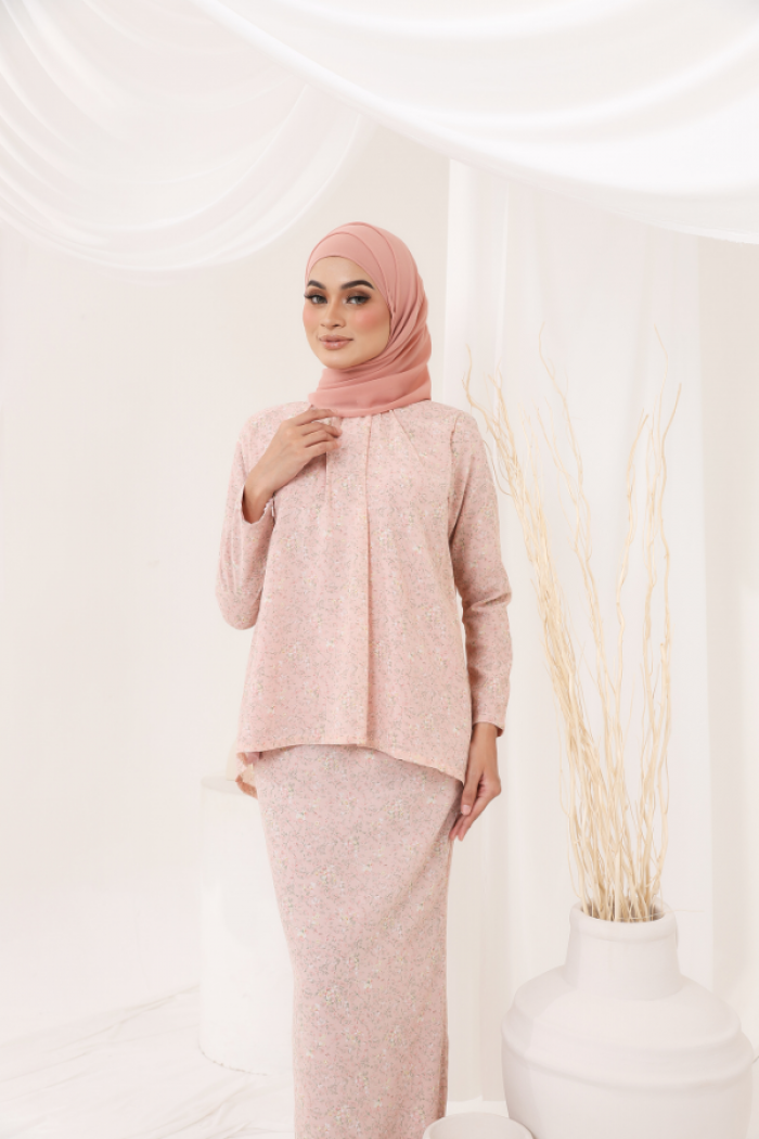 KURUNG EMBRACE - CHLOE IN PINK PEACH
