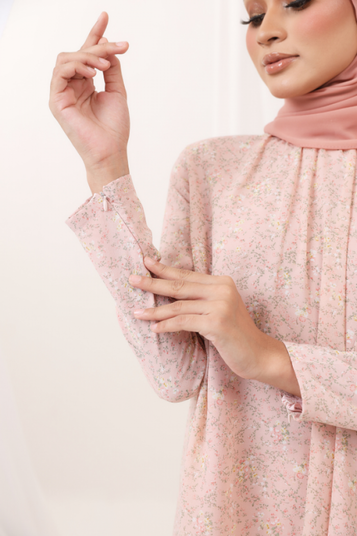 KURUNG EMBRACE - CHLOE IN PINK PEACH