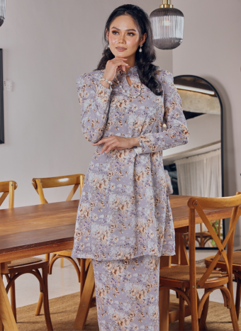 KURUNG FLORENCE - PETUNIA IN BLUE IRIS