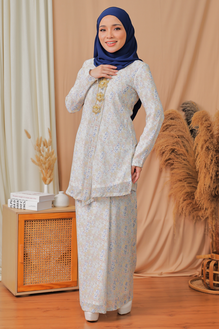 KELASIK KEBAYA - MELATI IN YELLOWISH BLUE