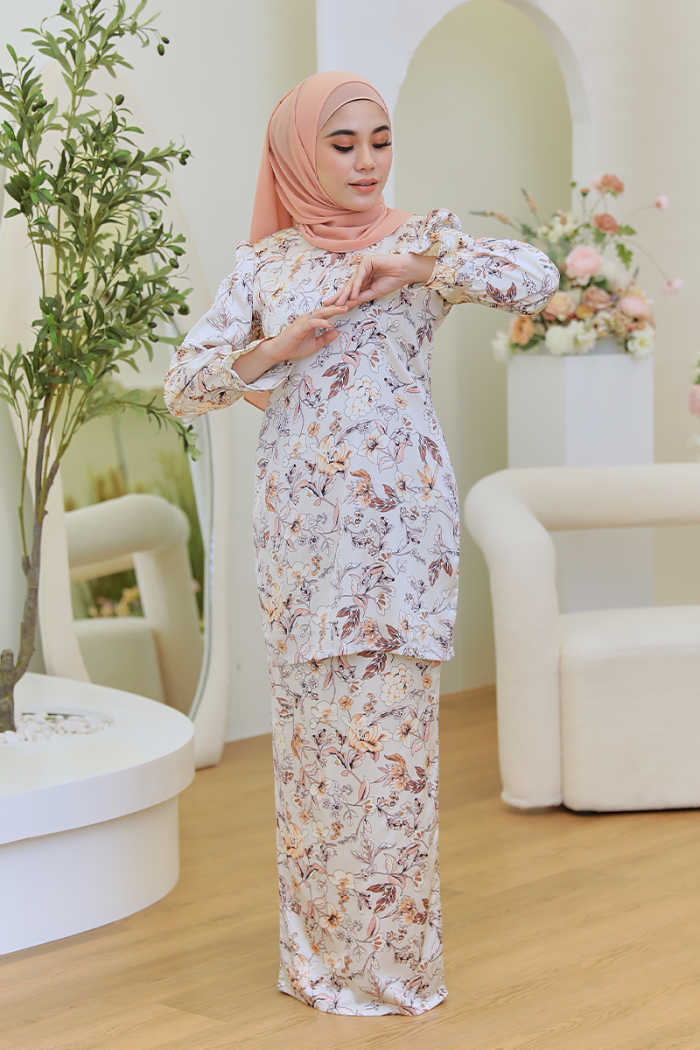 KURUNG LUMIERE - CLAUDIA IN SILVER GREY