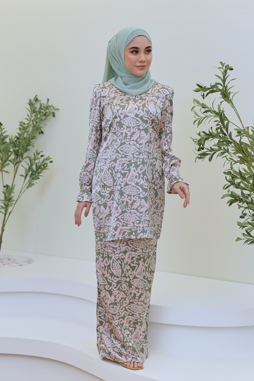 KURUNG LUMIERE - OPHELIA IN MATCHA