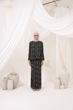 KURUNG EMBRACE - ALAYNA IN BLACK