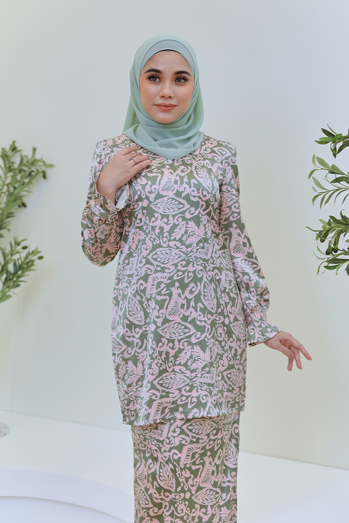 KURUNG LUMIERE - OPHELIA IN MATCHA