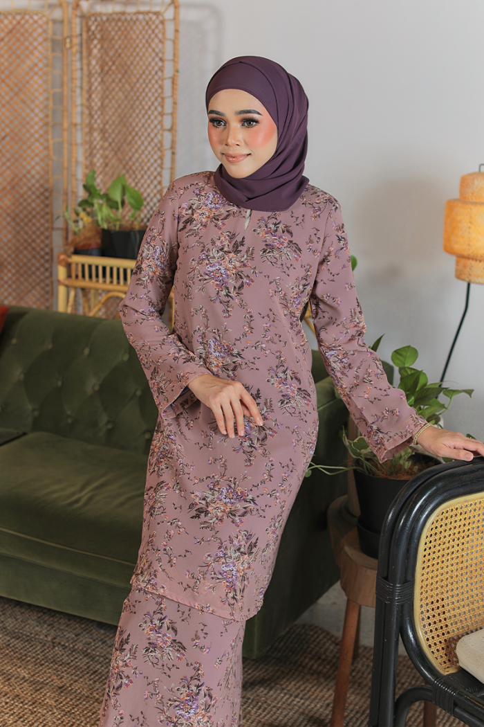 KURUNG FLOURISH - ANGGERIK IN DUSTY PURPLE