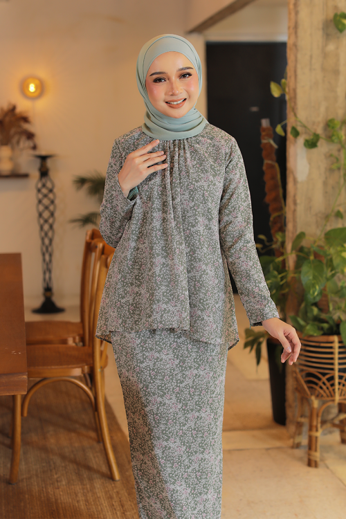 KURUNG EMBRACE - AUDREY IN GREEN TEA