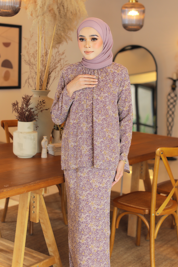 KURUNG EMBRACE - AUDREY IN VIOLET