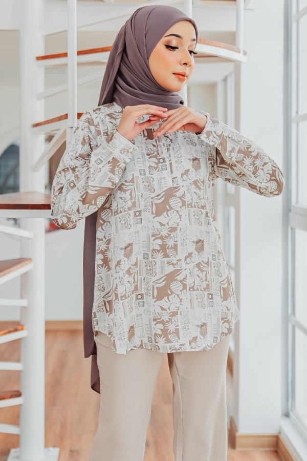 EMERALD BLOUSE IN CHAMPAGNE WHITE