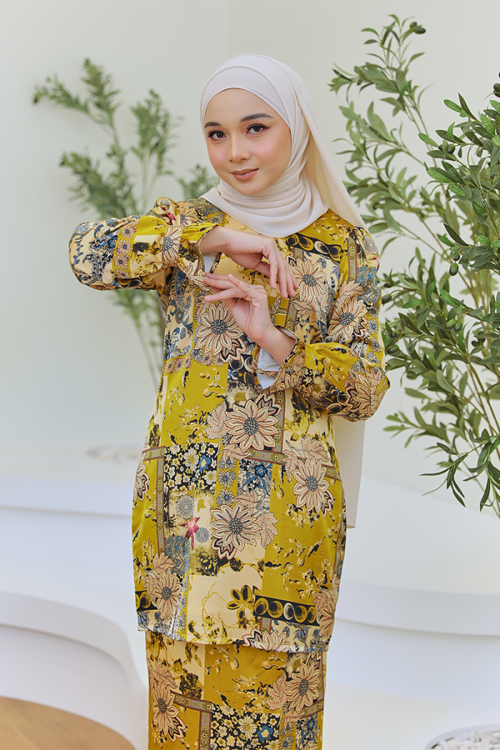 KURUNG LUMIERE - ROSALEEN IN GOLDEN MUSTARD