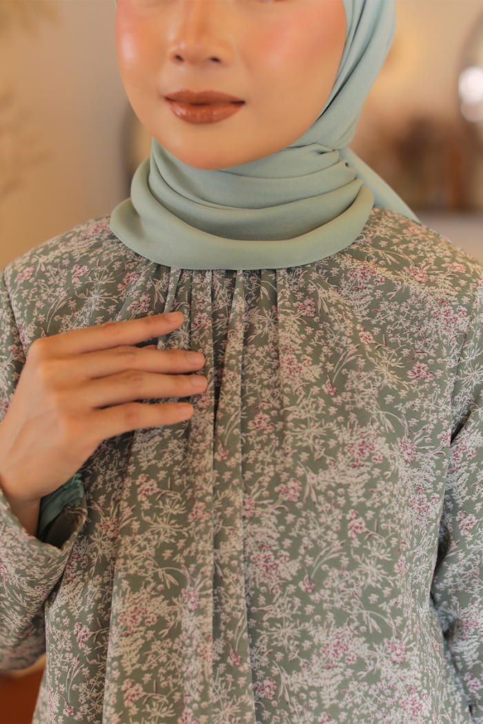 KURUNG EMBRACE - AUDREY IN GREEN TEA