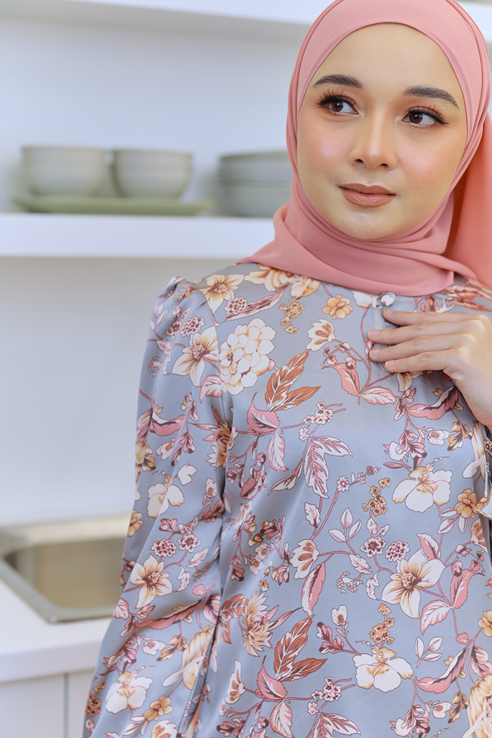 KURUNG LUMIERE - CLAUDIA IN BLUEISH GREY