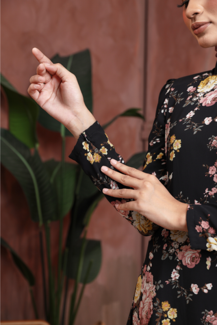KURUNG FLORENCE - PANSY IN BLACK