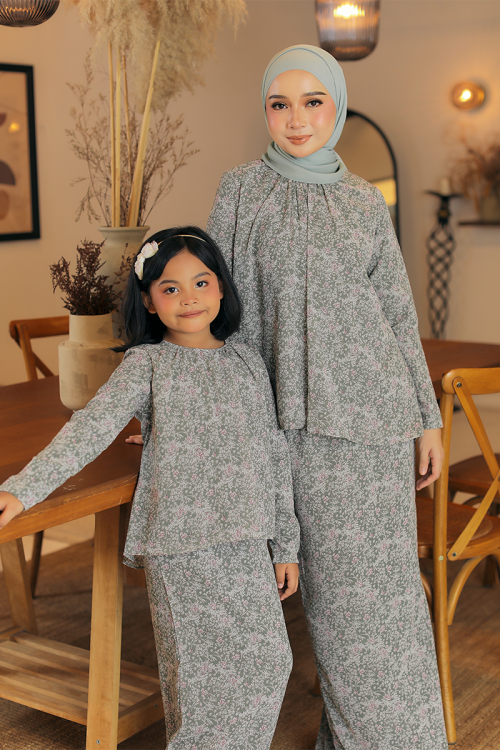 KURUNG EMBRACE KIDS - AUDREY IN GREEN TEA