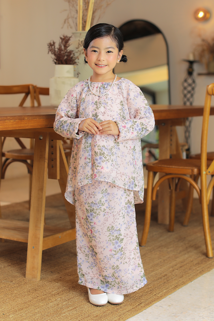 KURUNG EMBRACE KIDS - MARGARET IN SOFT PINK