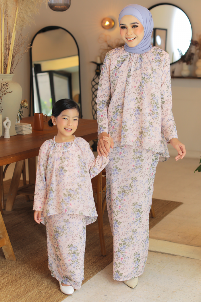 KURUNG EMBRACE KIDS - MARGARET IN SOFT PINK