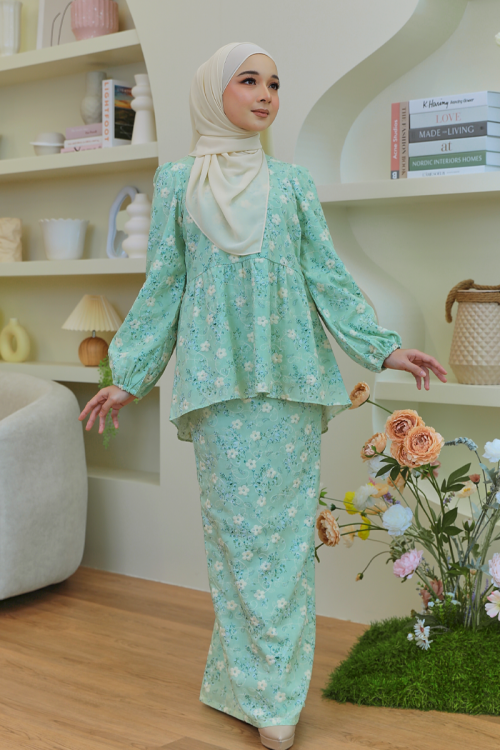 LUCIANA EMBROIDERY - DIANE IN LIGHT MINT