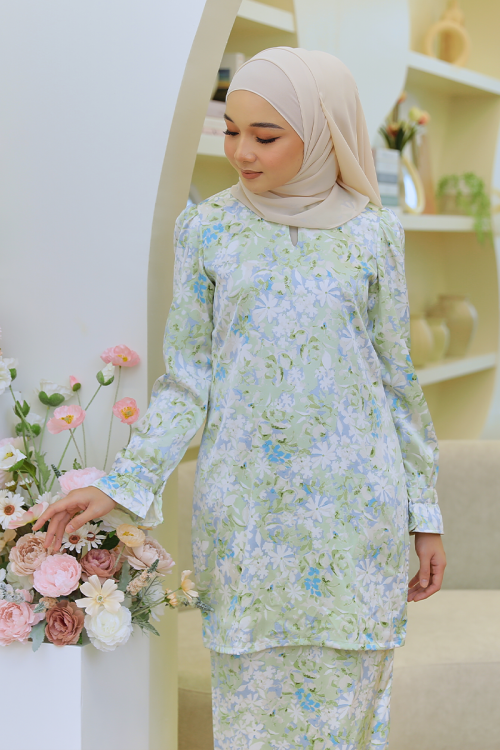 KURUNG LUMIERE - CECILY IN SAGE GREEN
